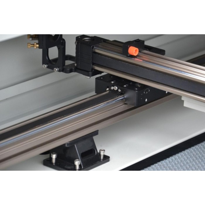 CO2 лазер Cormak LC6090Z