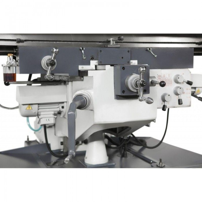 Сверлильно-фрезерный станок Cormak UWF130